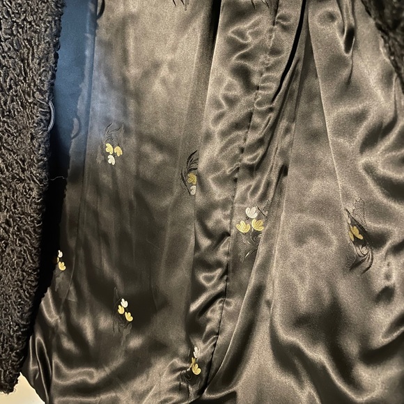 Vintage 1950’s Curly Lamb Black Coat w fur collar - Picture 3 of 4